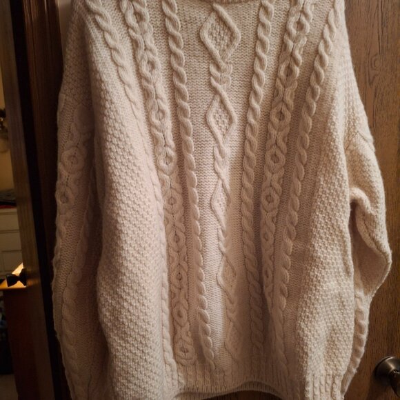 Men's L.L. Bean Wool Fisherman Sweater - Picture 3 of 3